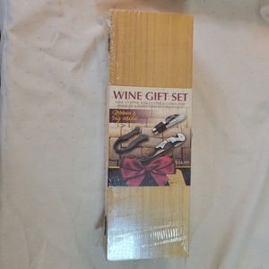 Wine Gift Set in Box